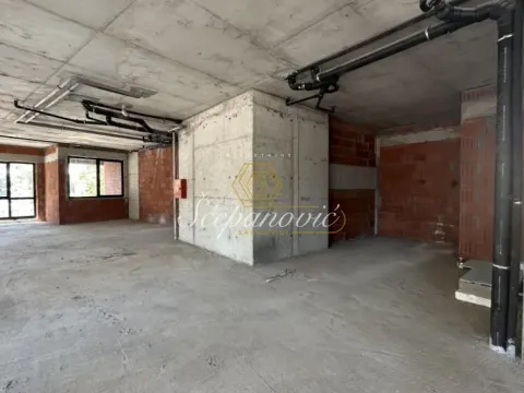 Sale, office space, 370m², Sajam, Novi Sad Sve Podlokacije - image 2
