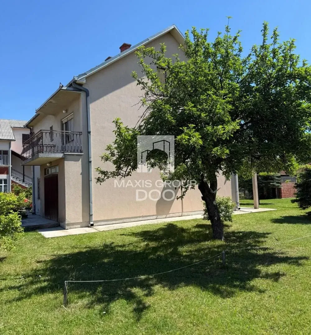 Prodaja, kuća, 297m², Kragujevac, Srbija