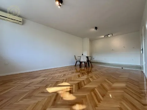 Prodaja, trosoban stan, 92m², Palilula, Niš - image 7