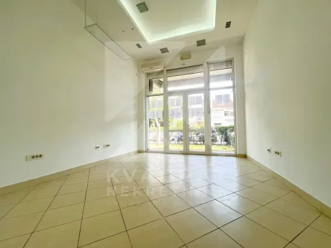 Rent, office space, 23m², Stari Aerodrom, Podgorica - image 2