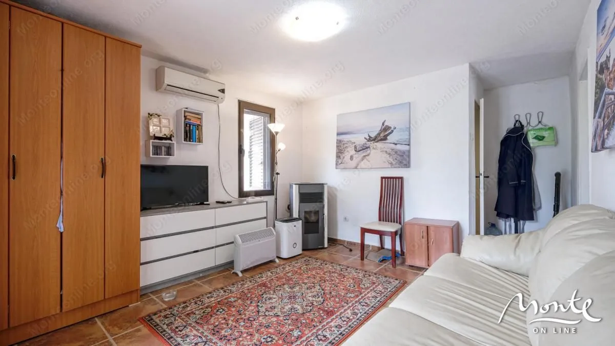 Prodaja, kuća, 100m², Stoliv, Kotor