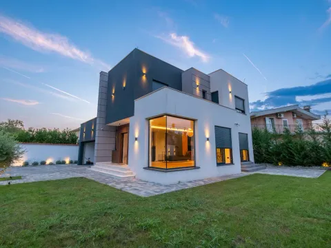 Rent, house, 182m², Donja Gorica, Podgorica - image 8