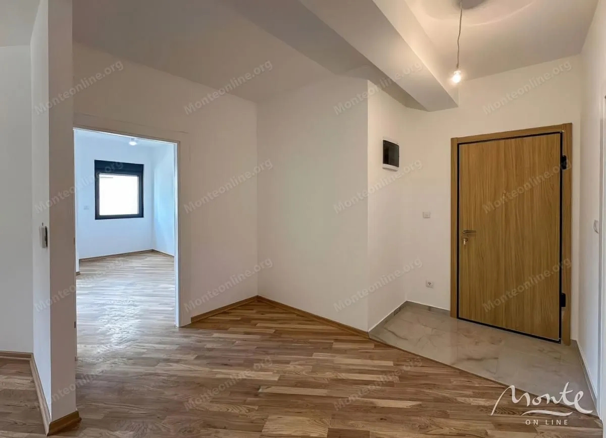 Prodaja, jednosoban stan, 58m², Zagorič, Podgorica