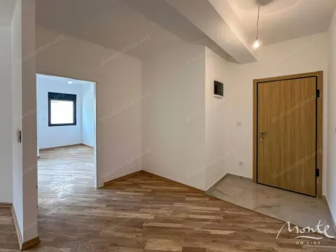 Prodaja, jednosoban stan, 58m², Zagorič, Podgorica - image 5