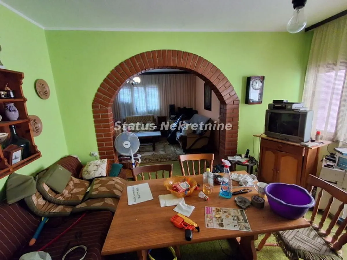 Prodaja, kuća, 97m², Futog, Novi Sad Sve Podlokacije