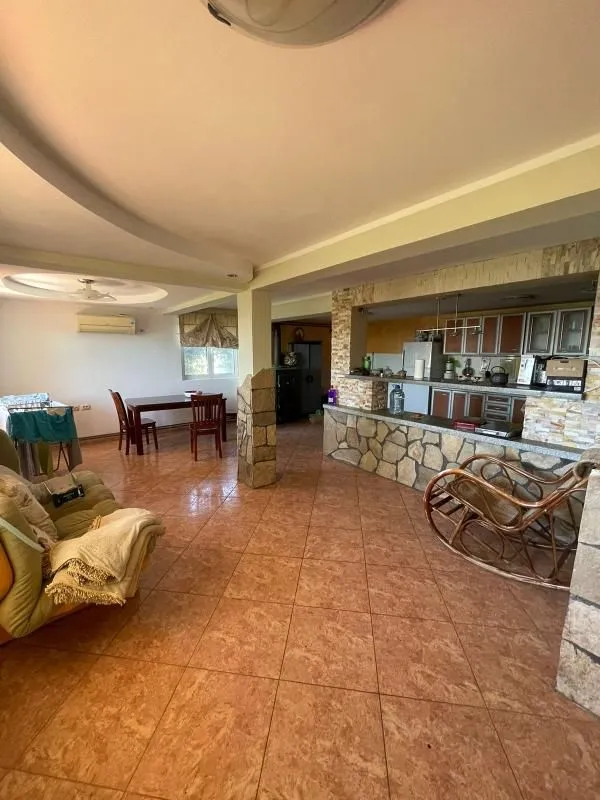 Prodaja, kuća, 340m², Dobra Voda, Budva