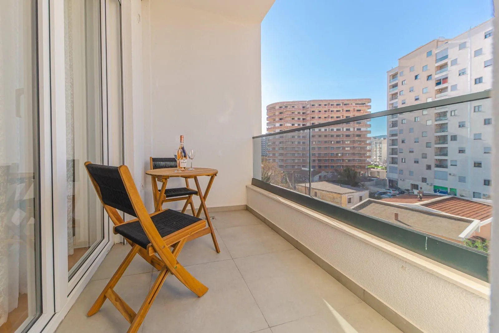 Rent, one bedroom apartment, 48m², Centar, Bar