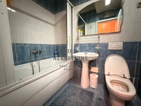 Rent, two bedroom apartment, 76m², Podgorica, Crna Gora - image 15
