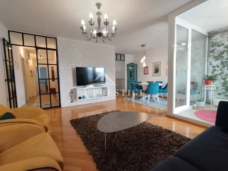 Rent, three bedroom apartment, 100m², Blok 5, Podgorica