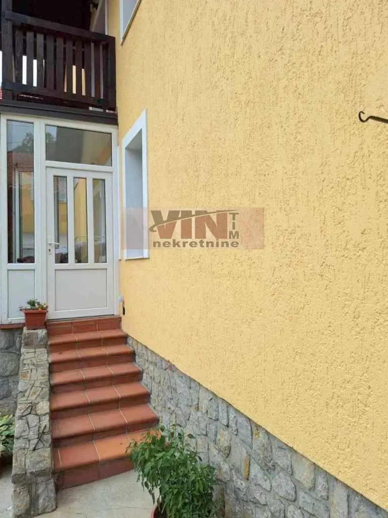 Sale, house, 500m², Jajinci, Voždovac Sve Podlokacije