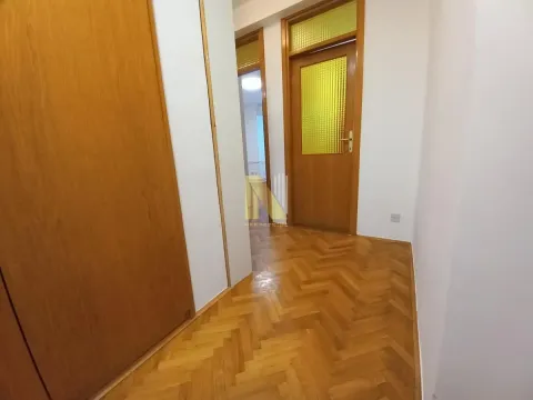 Prodaja, jednosoban stan, 38m², Centar, Novi Sad - image 10