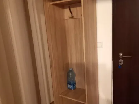 Izdavanje, jednosoban stan, 37m², Stari Aerodrom, Podgorica - image 4