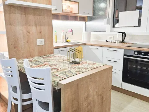 Izdavanje, jednosoban stan, 40m², Preko Morače, Podgorica - image 4