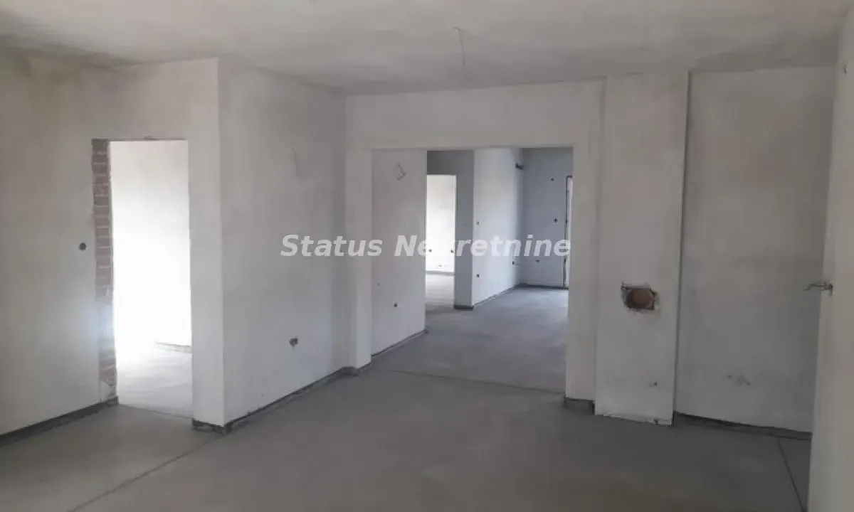 Izdavanje, poslovni prostor, 200m², Veternik, Novi Sad Sve Podlokacije