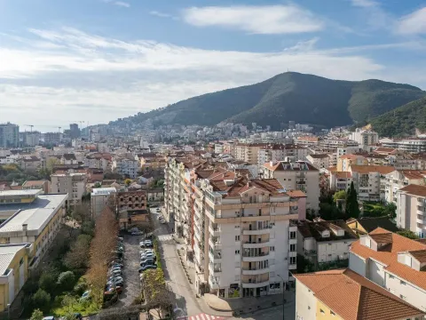 Sale, one bedroom apartment, 78m², Rozino, Budva - image 10