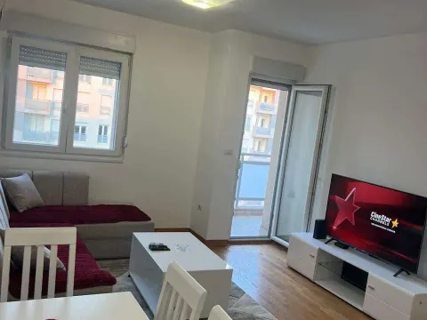 Rent, one bedroom apartment, 43m², City Kvart, Podgorica