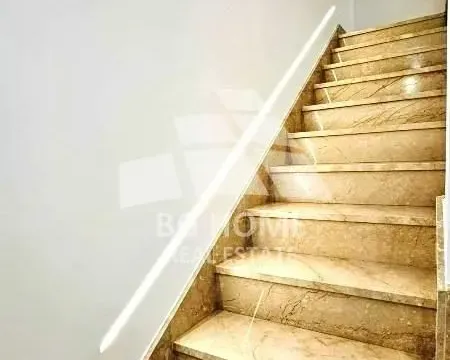 Izdavanje, kuća, 250m², Savski Venac, Beograd - image 10