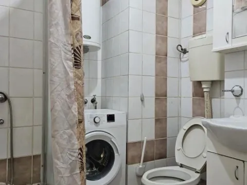 Izdavanje, dvosoban stan, 54m², Liman 4, Novi Sad Sve Podlokacije - image 8