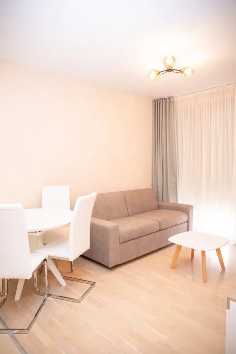 Prodaja, jednosoban stan, 55m², Bečići, Budva