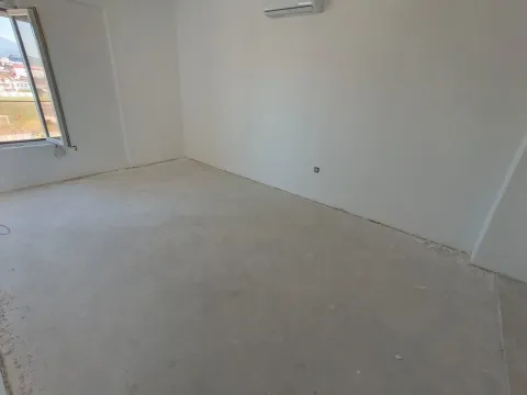 Prodaja, jednosoban stan, 38m², Zabjelo, Podgorica - image 2