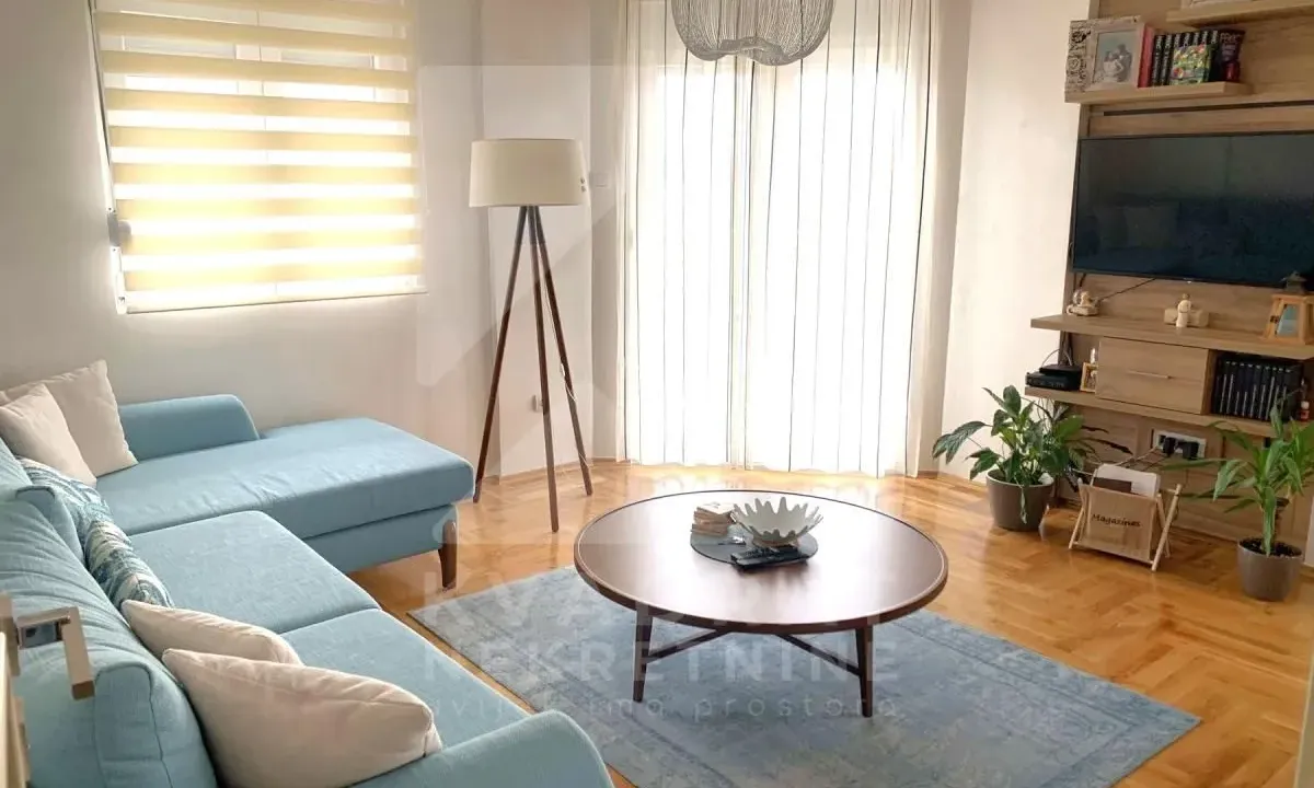 Izdavanje, dvosoban stan, 74m², Zabjelo, Podgorica