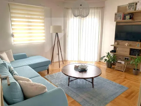 Izdavanje, dvosoban stan, 74m², Zabjelo, Podgorica - image 1