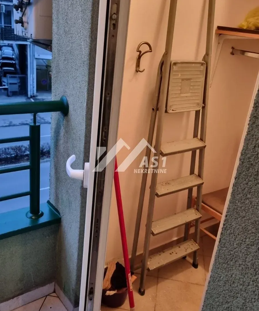 Izdavanje, stan, 28m², Grbavica, Novi Sad Sve Podlokacije