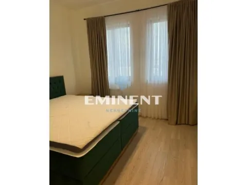 Rent, four bedroom apartment, 110m², Savski Venac, Beograd - image 7