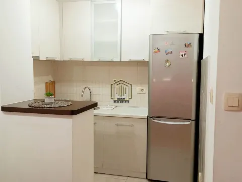 Izdavanje, jednosoban stan, 54m², Pobrežje, Podgorica - image 3