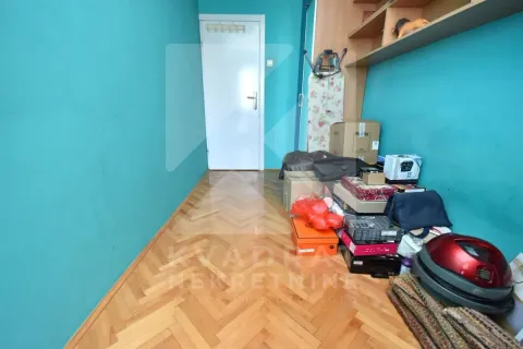Prodaja, četvorosoban stan, 92m², Lepa Kata, Podgorica - image 11