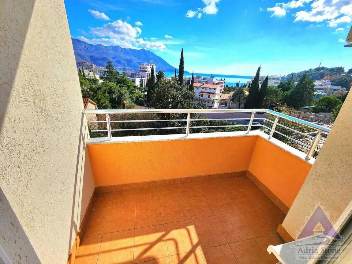 Sale, hospitality venue, 993m², Bečići, Budva