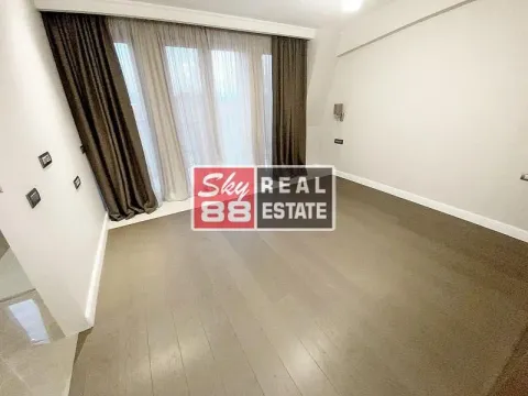 Izdavanje, četvorosoban stan, 175m², Savski Venac, Beograd - image 5