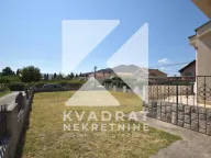 Izdavanje, kuća, 185m², Tološi, Podgorica - image 26