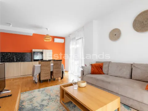 Rent, two bedroom apartment, 65m², Seljanovo, Tivat - image 3