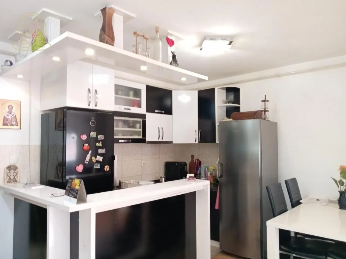 Izdavanje, dvosoban stan, 64m², Telep, Novi Sad Sve Podlokacije