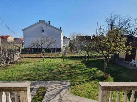 Prodaja, kuća, 270m², Podgorica, Crna Gora - image 2