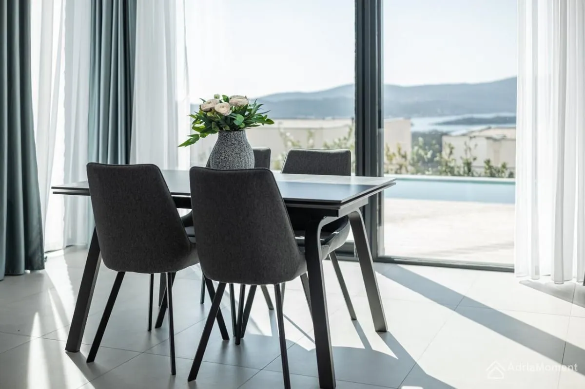 Sale, house, 180m², Kavač, Kotor