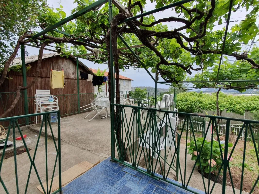 Prodaja, kuća, 77m², Sutomore, Bar