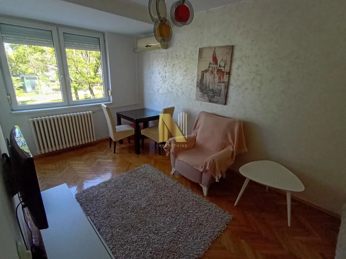 Rent, two bedroom apartment, 39m², Rotkvarija, Novi Sad Sve Podlokacije