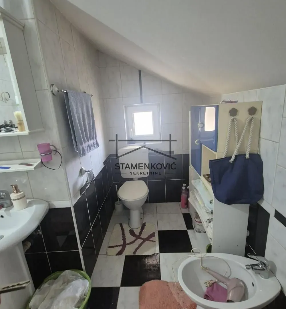 Sale, house, 160m², Futog, Novi Sad Sve Podlokacije
