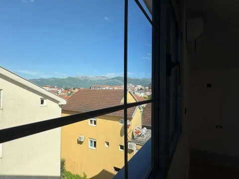 Prodaja, trosoban stan, 101m², Tivat, Crna Gora - image 5