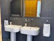 Izdavanje, dvosoban stan, 115m², Porto Montenegro, Tivat - image 5