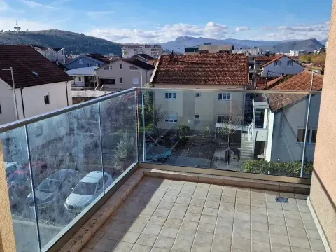 Rent, two bedroom apartment, 70m², Zabjelo, Podgorica - image 13