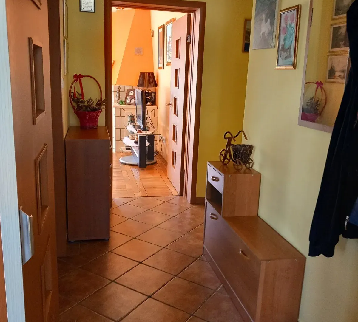 Prodaja, kuća, 180m², Podgorica, Crna Gora