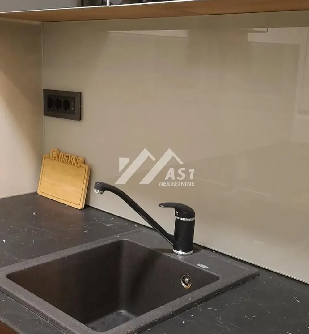 Izdavanje, jednosoban stan, 33m², Liman 1, Novi Sad Sve Podlokacije