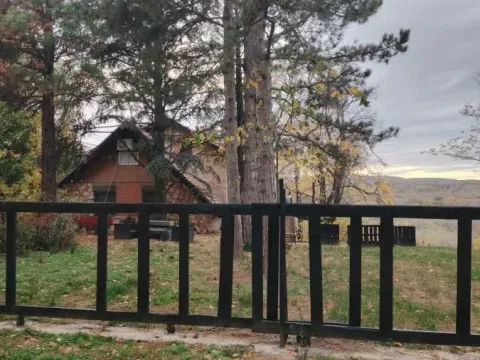 Prodaja, kuća, 367m², Irig, Srbija - image 13