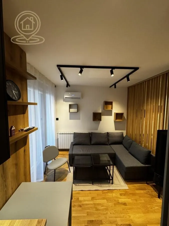Izdavanje, jednosoban stan, 32m², Liman 4, Novi Sad Sve Podlokacije