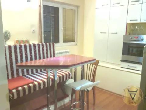 Rent, three bedroom apartment, 94m², Savski Venac, Beograd - image 3