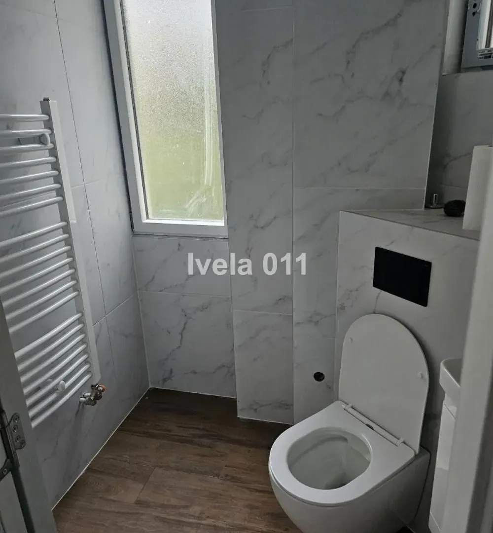 Prodaja, četvorosoban stan, 120m², Vračar Sve Podlokacije, Beograd