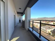 Prodaja, trosoban stan, 105m², Stari Aerodrom, Podgorica - image 4